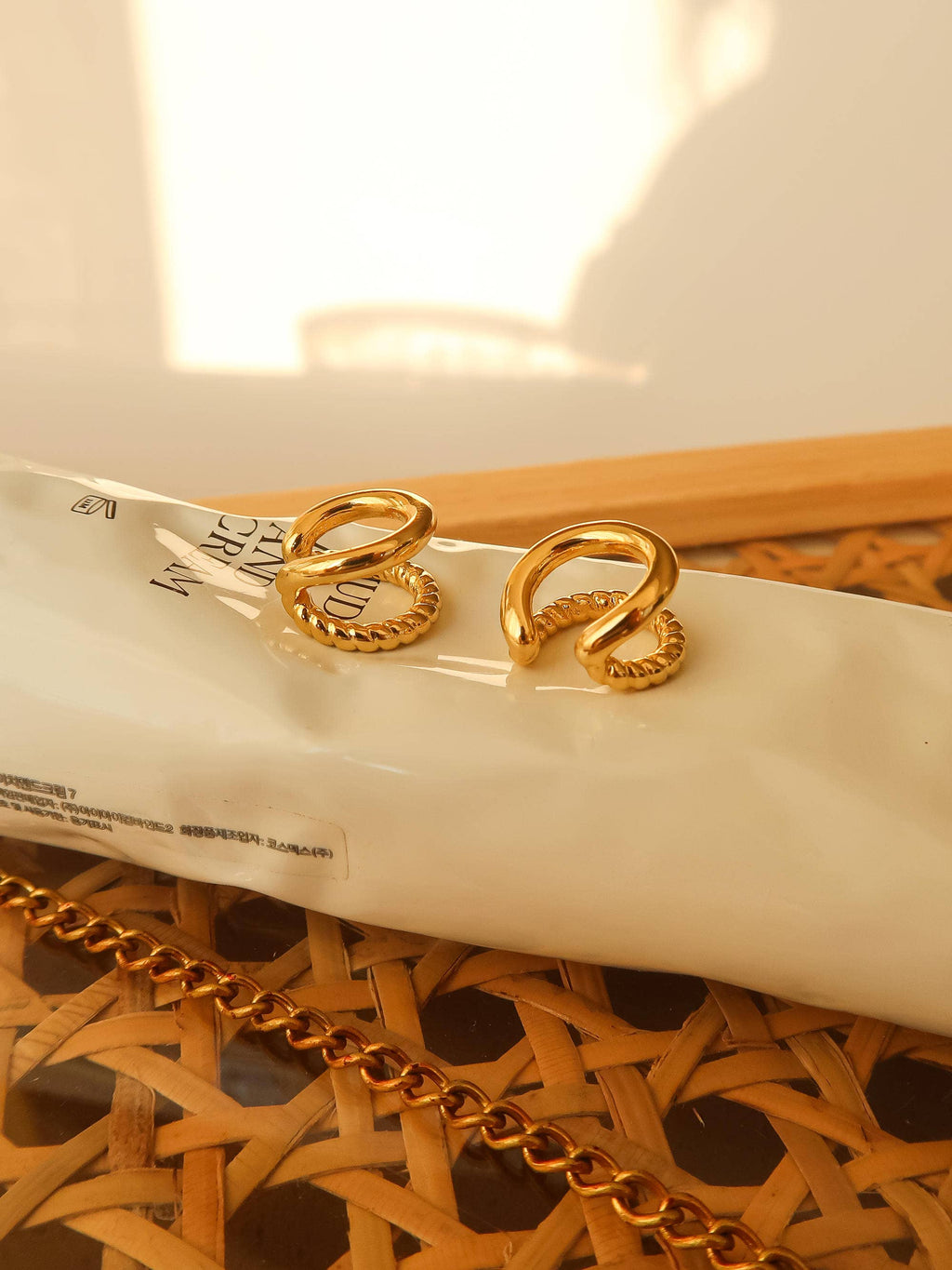 Lucas 18K Gold Non-Tarnish Braided Ear Cuff