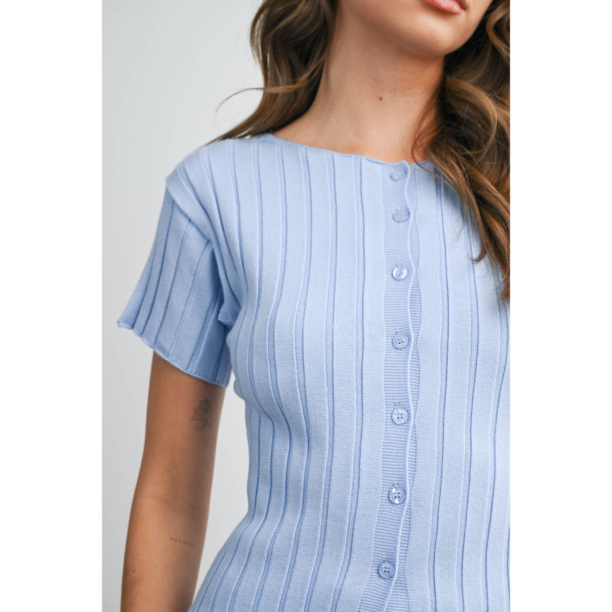 Ribbed Short Sleeve Buttoned Top