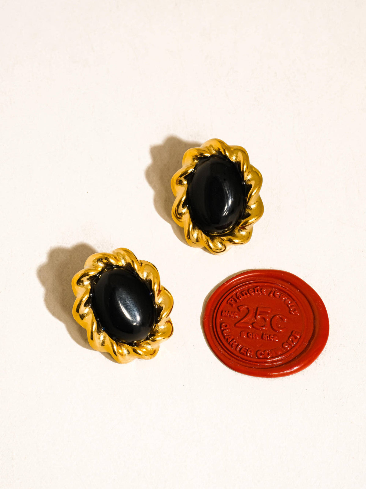 Eulie 18K Gold Non-Tarnish Vintage Stone Oval Earring