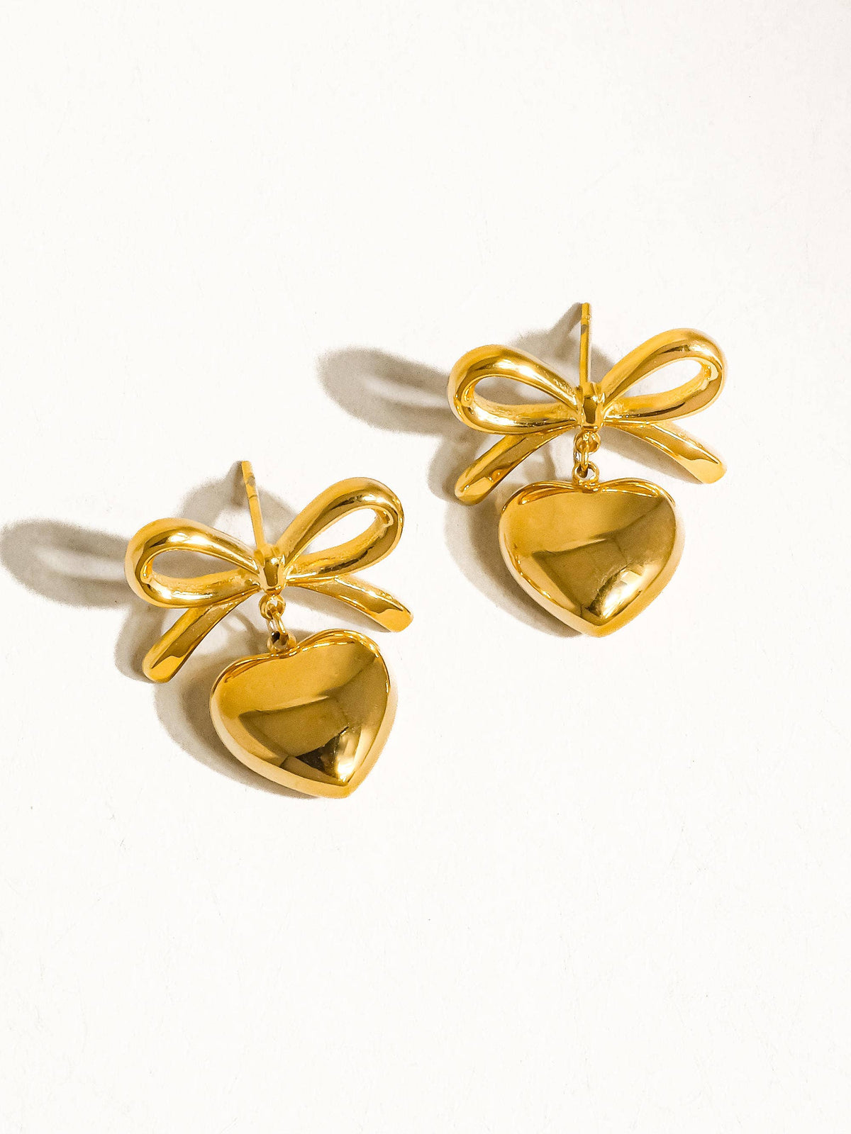 Melody 18K Non-Tarnish Dainty Bow Heart Earring