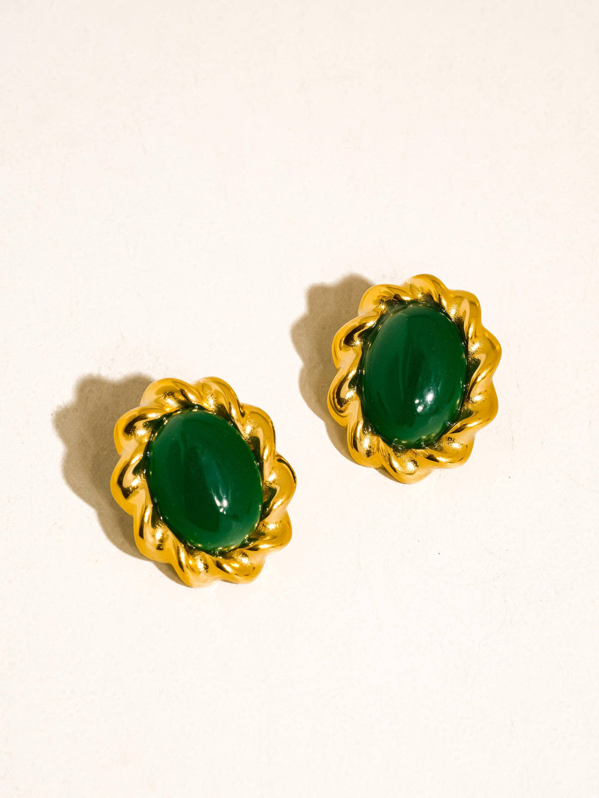 Eulie 18K Gold Non-Tarnish Vintage Stone Oval Earring