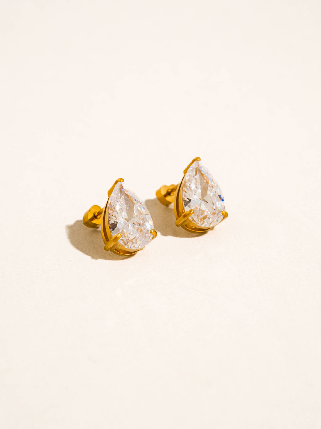 Avenn 18K Gold Non-Tarnish Round CZ Flat Back Earrings